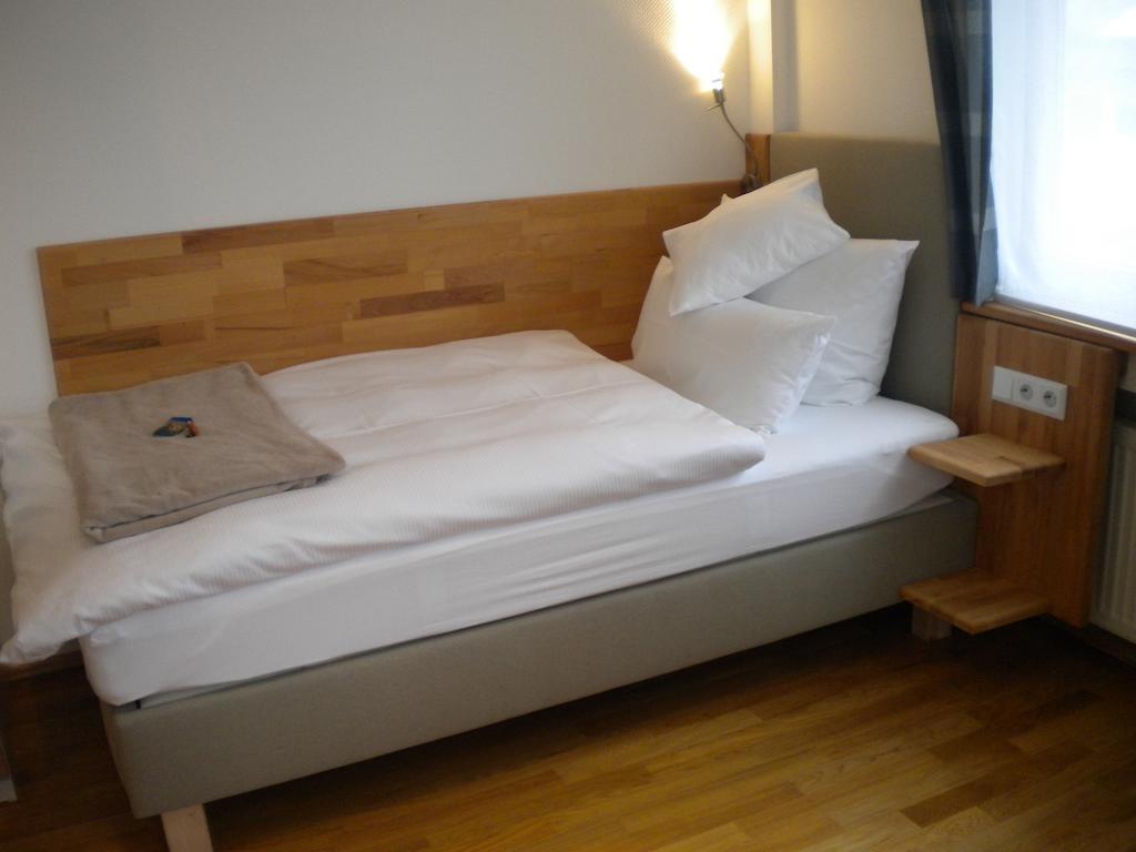 Warum Ins Hotel Неккарзульм Экстерьер фото